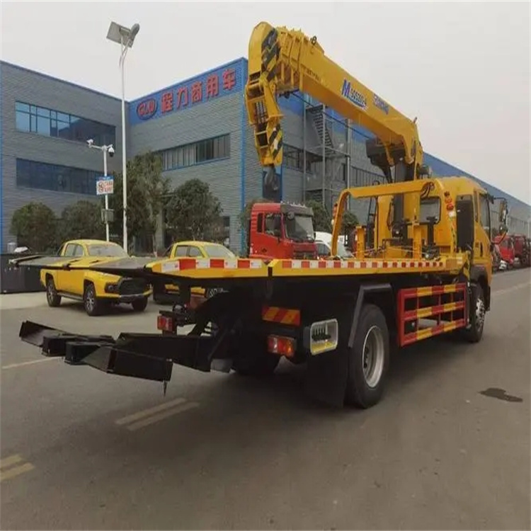 沽源县附近小随车吊出租电话，轻松解决搬运烦恼