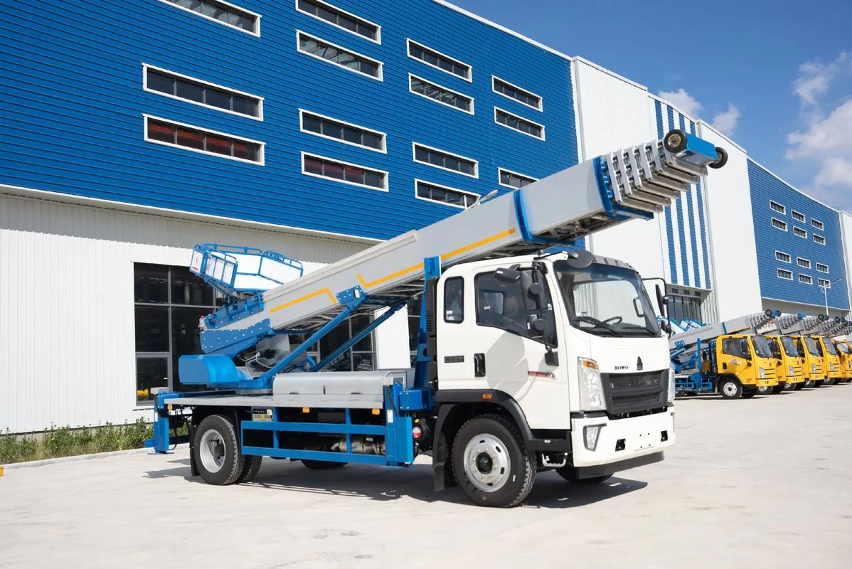 沽源县出租云梯车高空作业车 建筑垃圾搬运