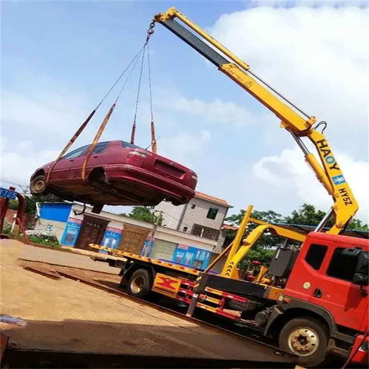 沽源县吊车吊汽车的正确方法